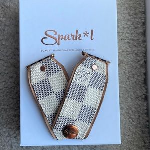 Sparklband Damier Azur with LV Logo.